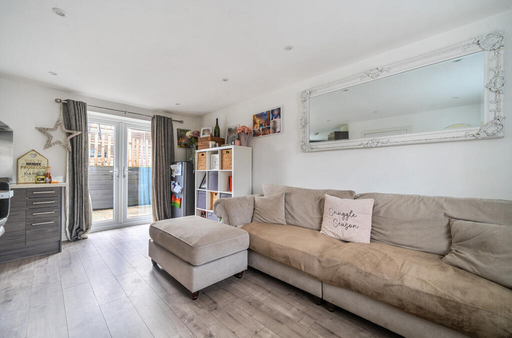 1383622-11-69246a...