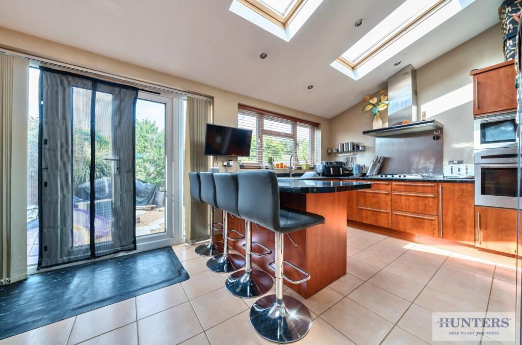 Extended Kitchen/Breakfast Room