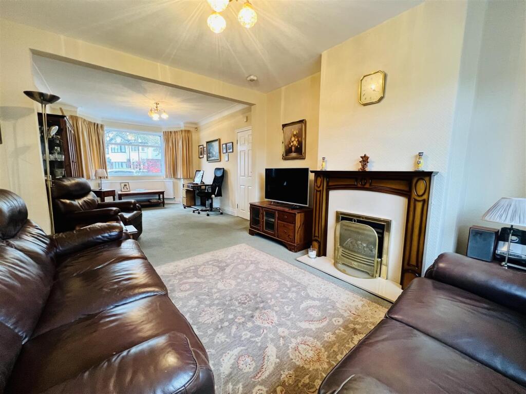 Living and Dining Room 2