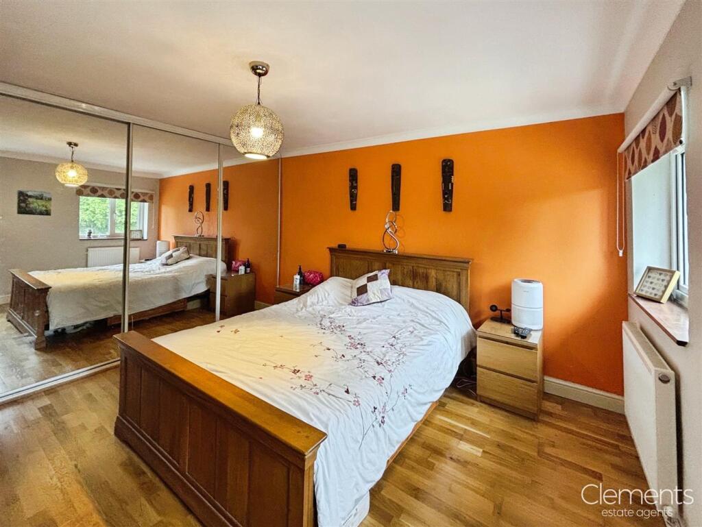 625b90b6-Photo 205-15-25 2C 2017 2027 2052.jpg