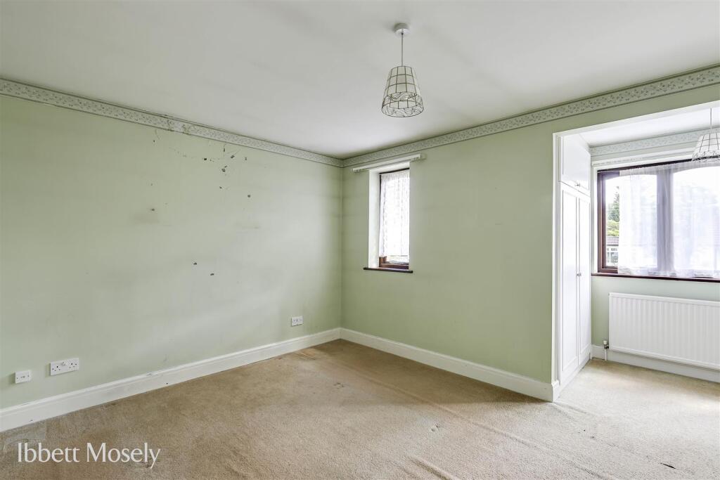 14 Bedroom 1 - May 2025.jpg