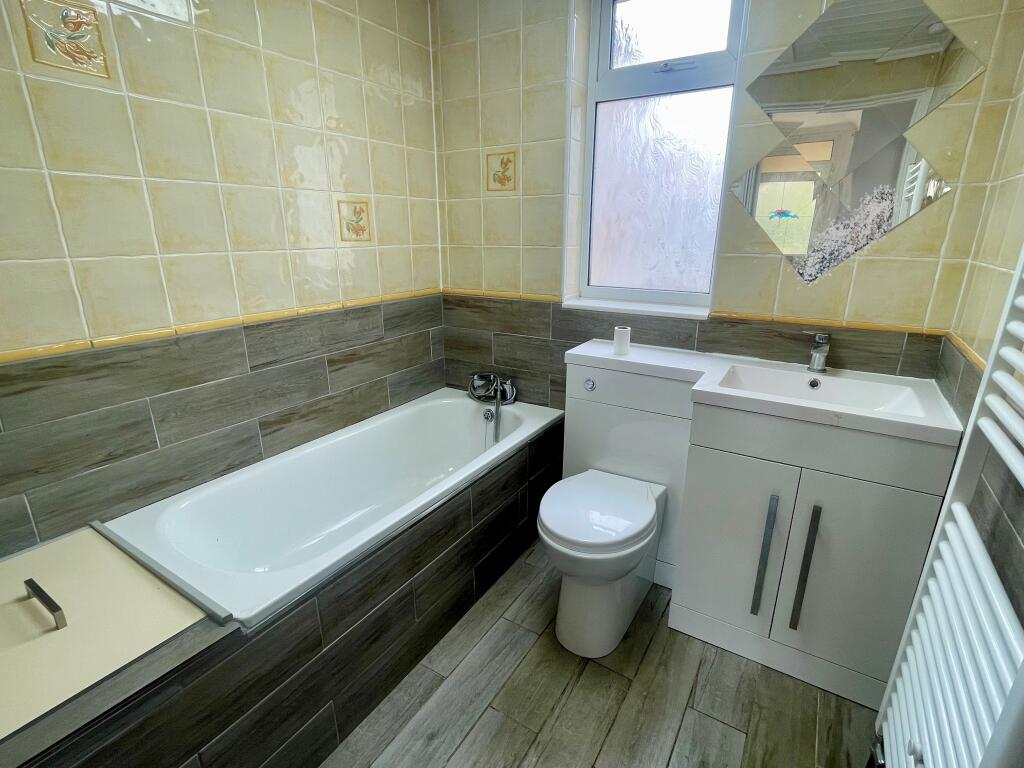 Ground Floor Bathroom