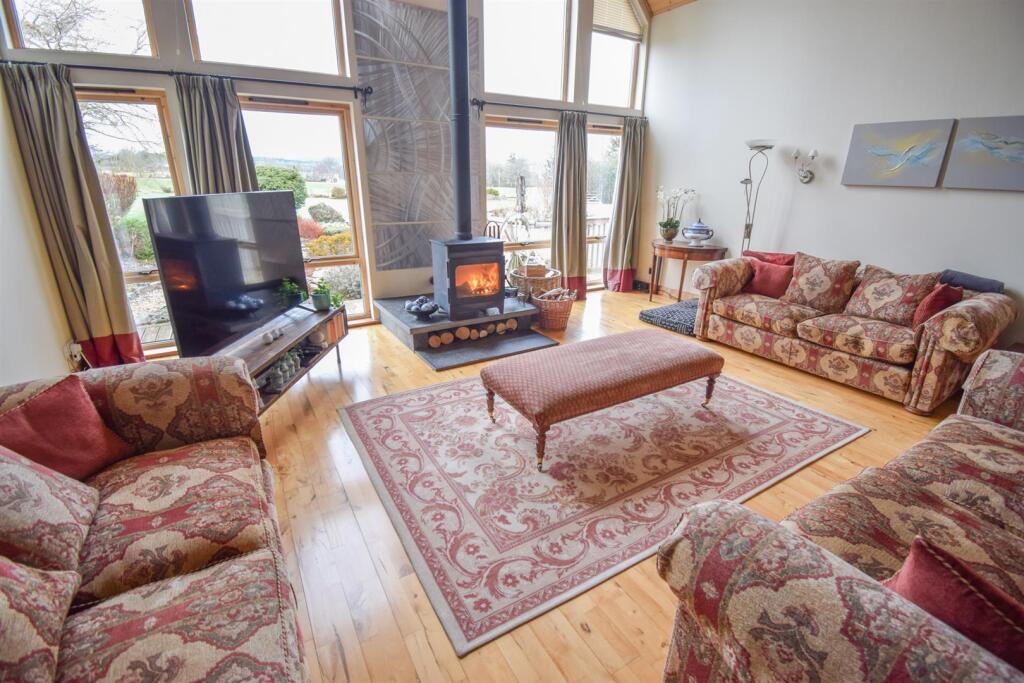 LOUNGE-DINING AREA.jpg