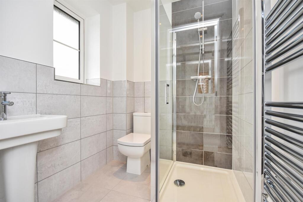 En-suite shower room
