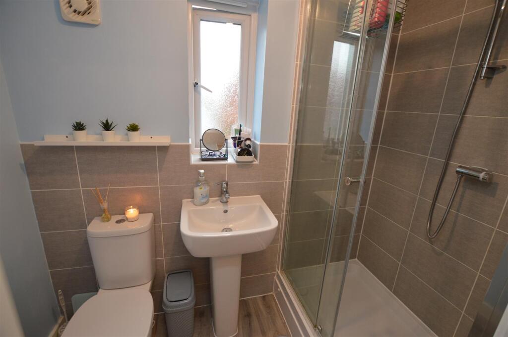 En-suite shower room