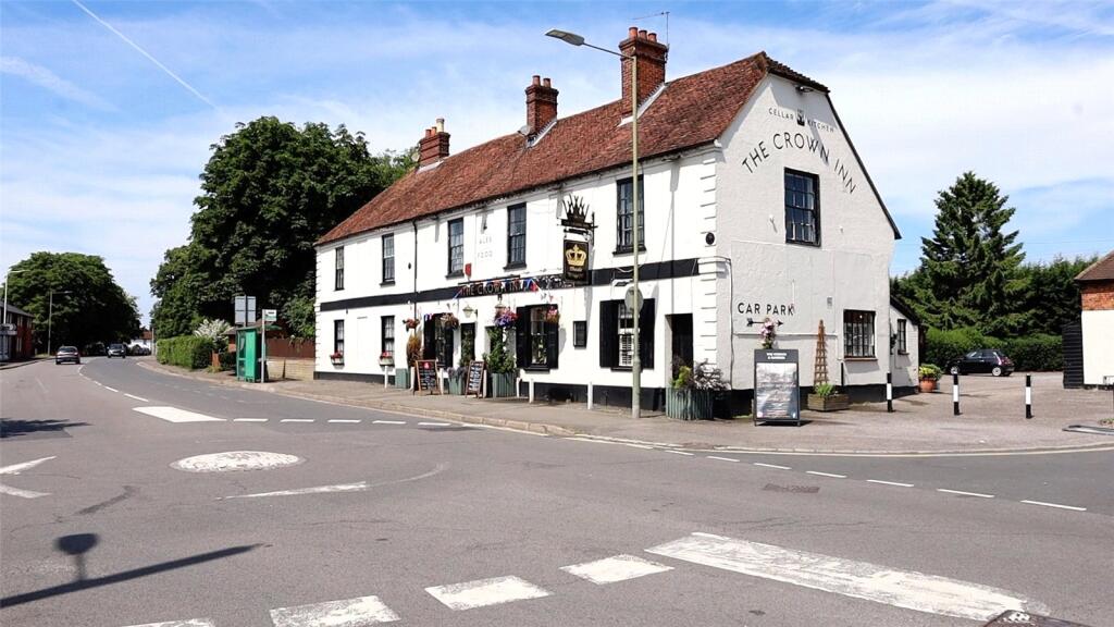 Theale Crown Pub