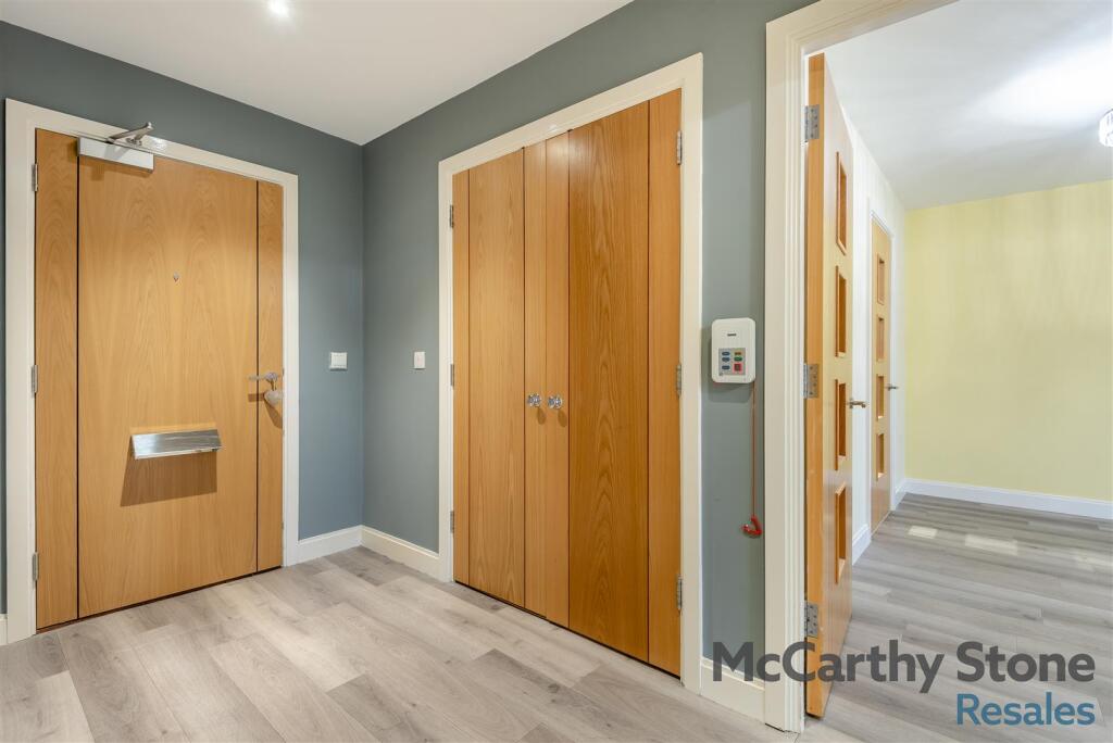8673673-interior20.jpg