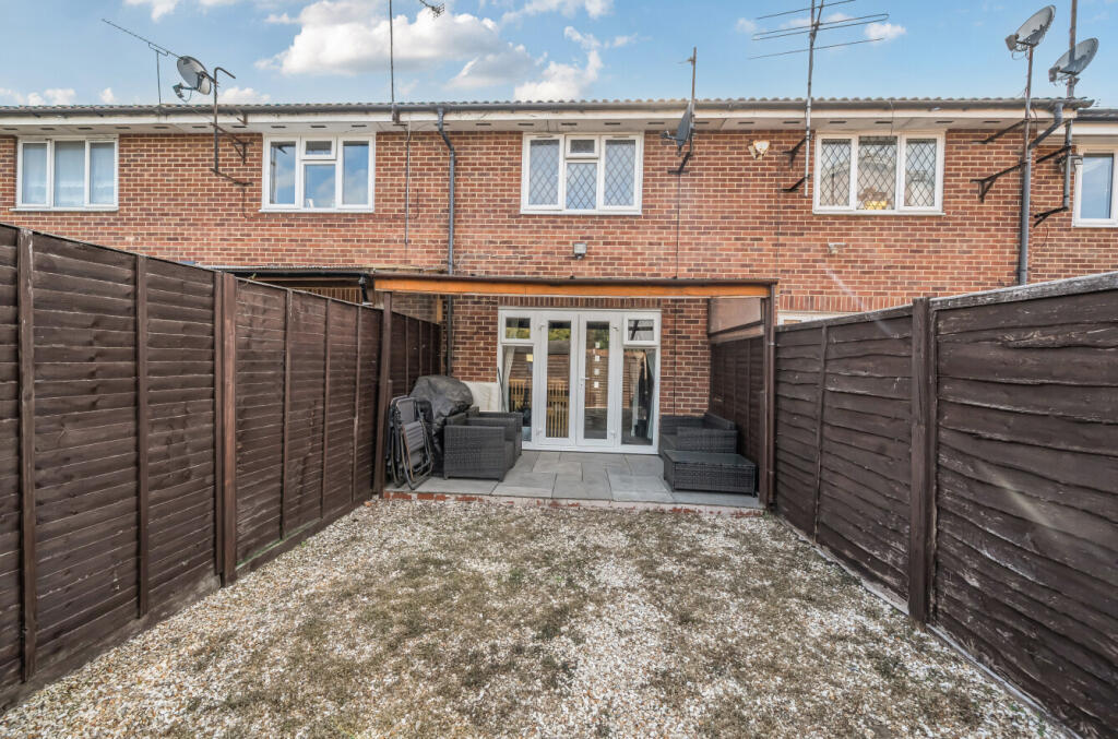 1335449-9-68a5fe3...