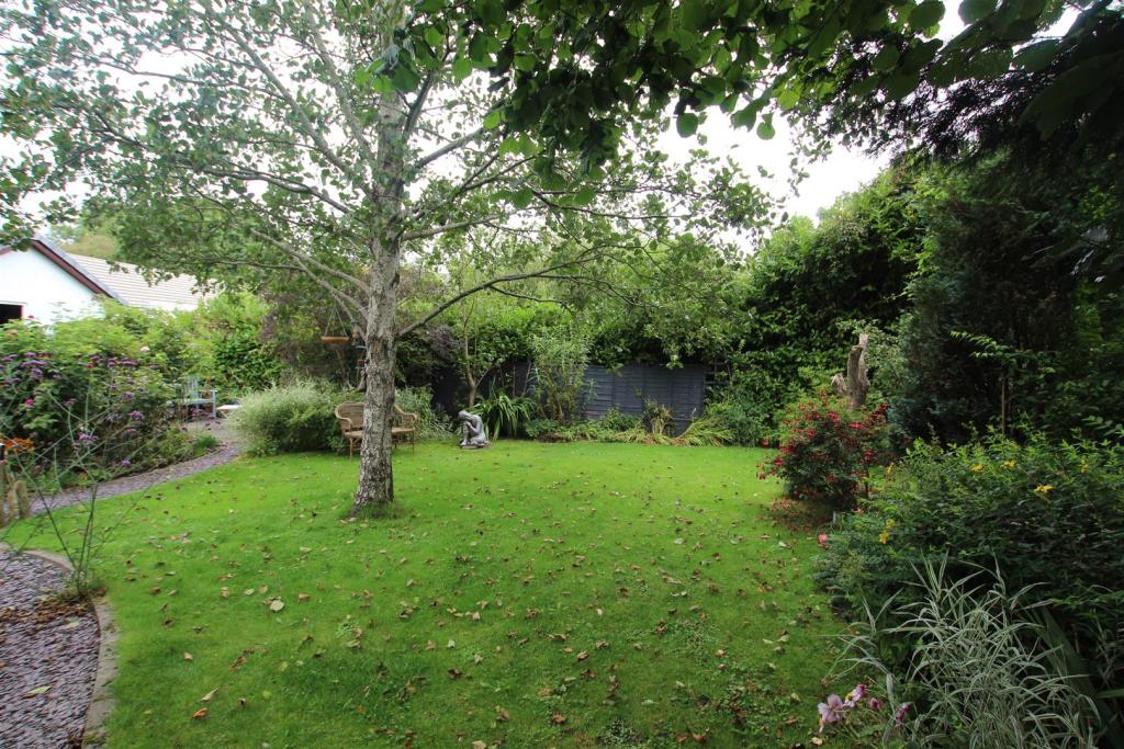 garden 1.JPG