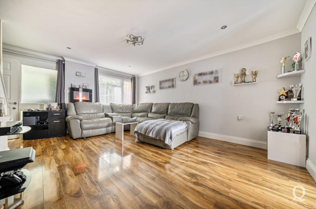 51f3475f-b11a-4ef...