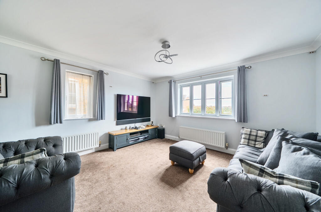 1272690-34-6836f9...