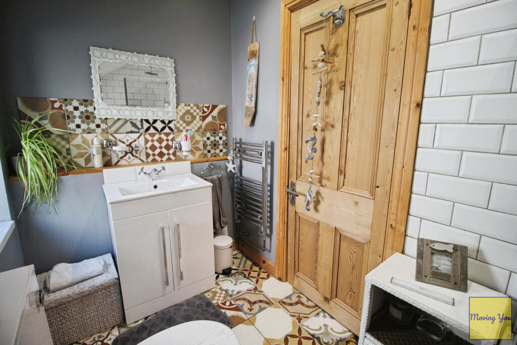 Bathroom .JPG