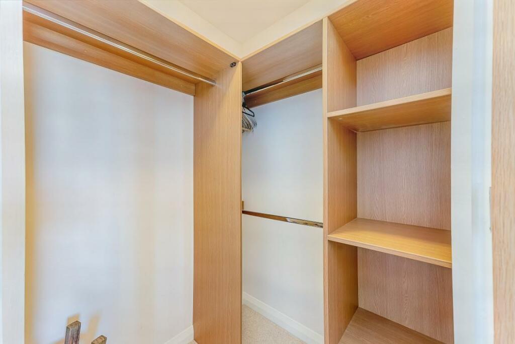 8549357-interior10 (Medium).JPG