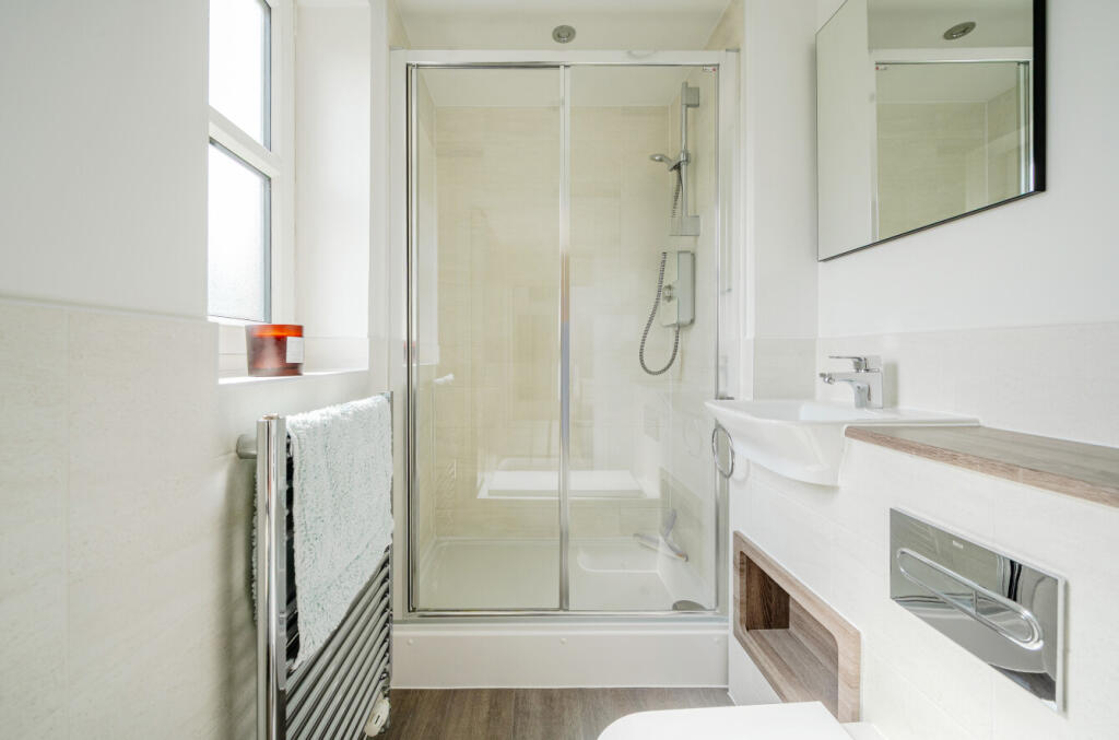 1311257-19-687515...