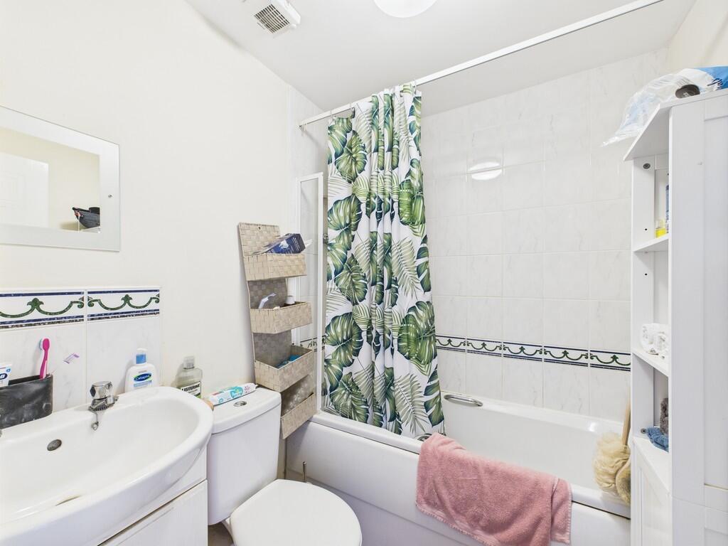 CAM01835G0-PR0271...