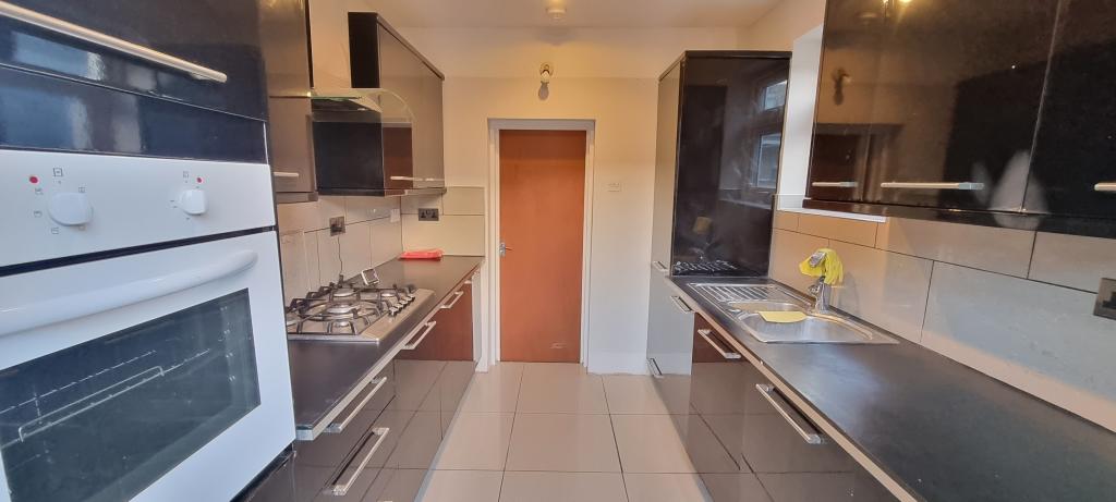 Kitchen (1)