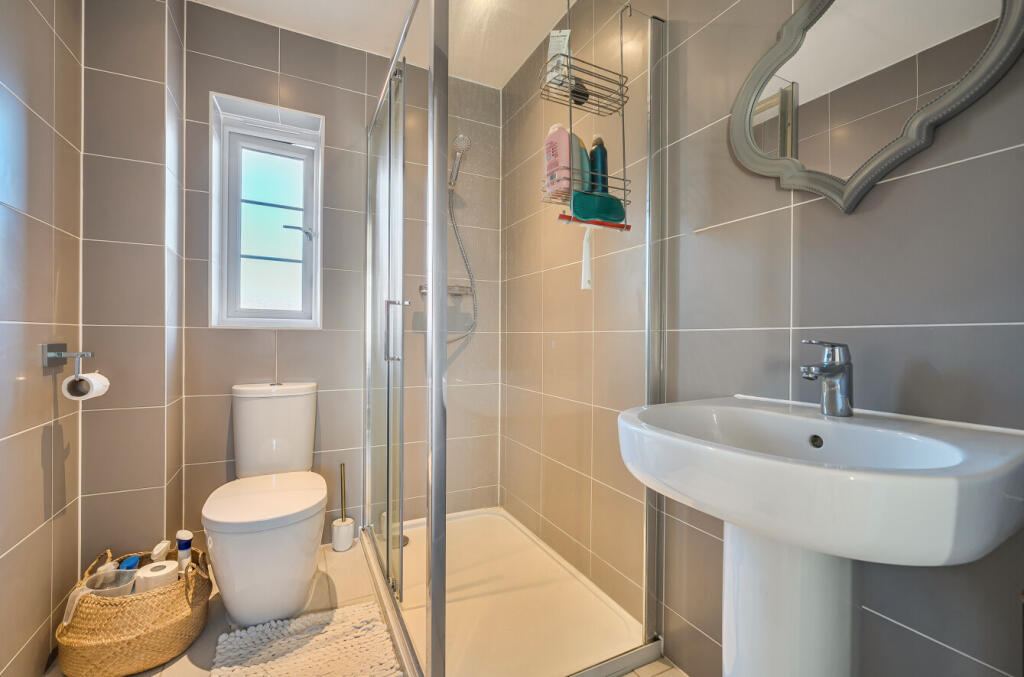 1376875-14-692074...