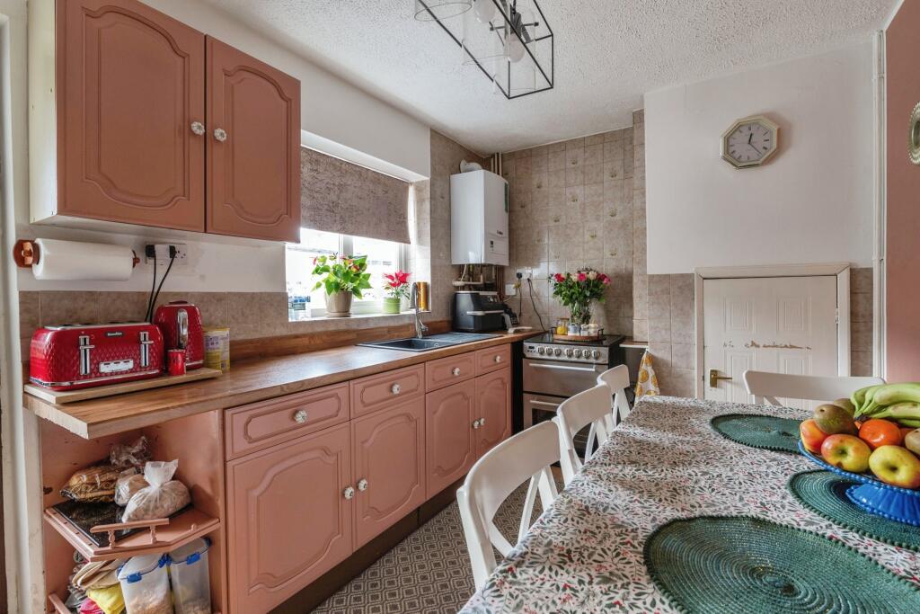 7fe60efe79daef11a7307c1e521e10d0