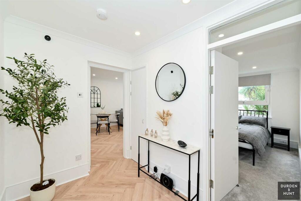 Barleycorn Way-10.JPG