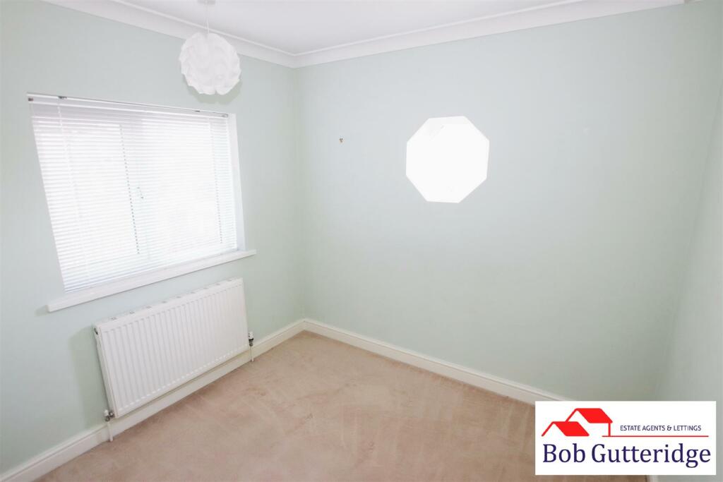 BEDROOM TWO (FRONT)