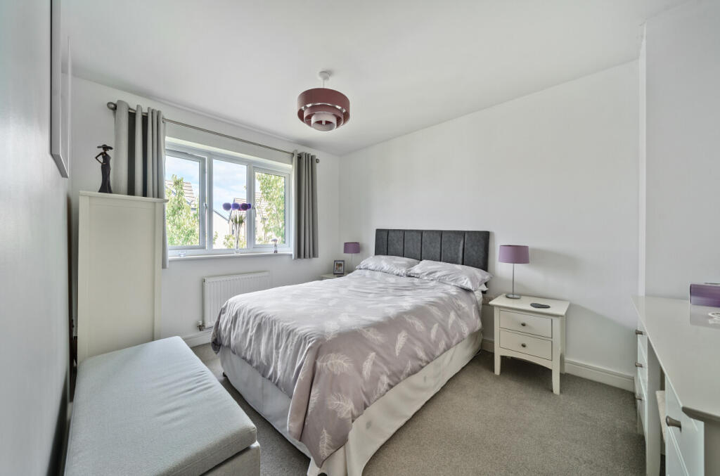 1300724-19-683db2...