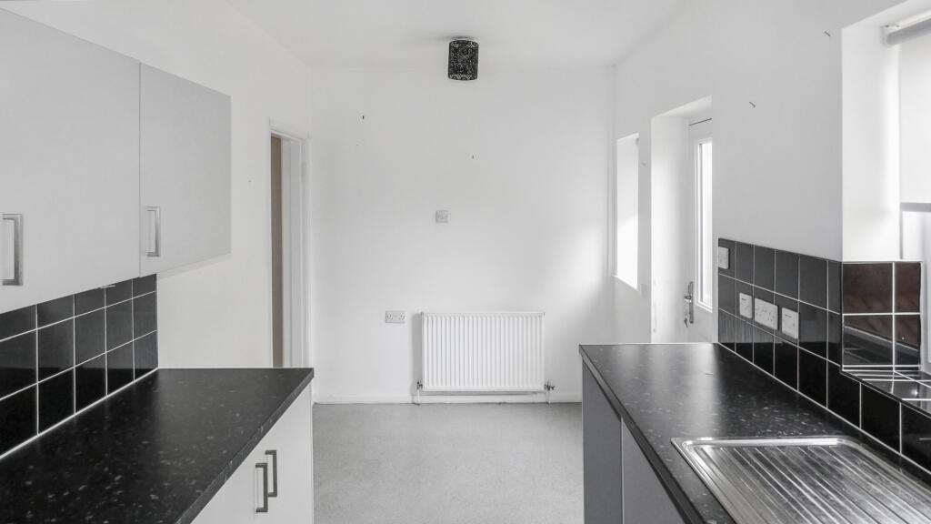 79 Twenty Fourth Avenue, Hull, East Yorkshire, HU6 9LX