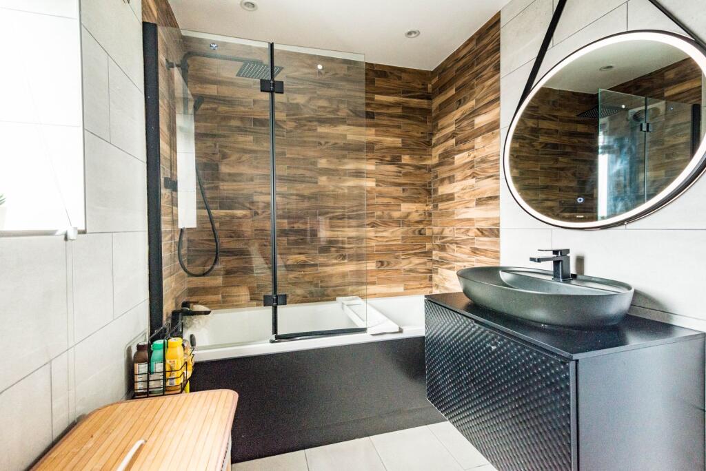 BEDROOMS AND BATHROOMS