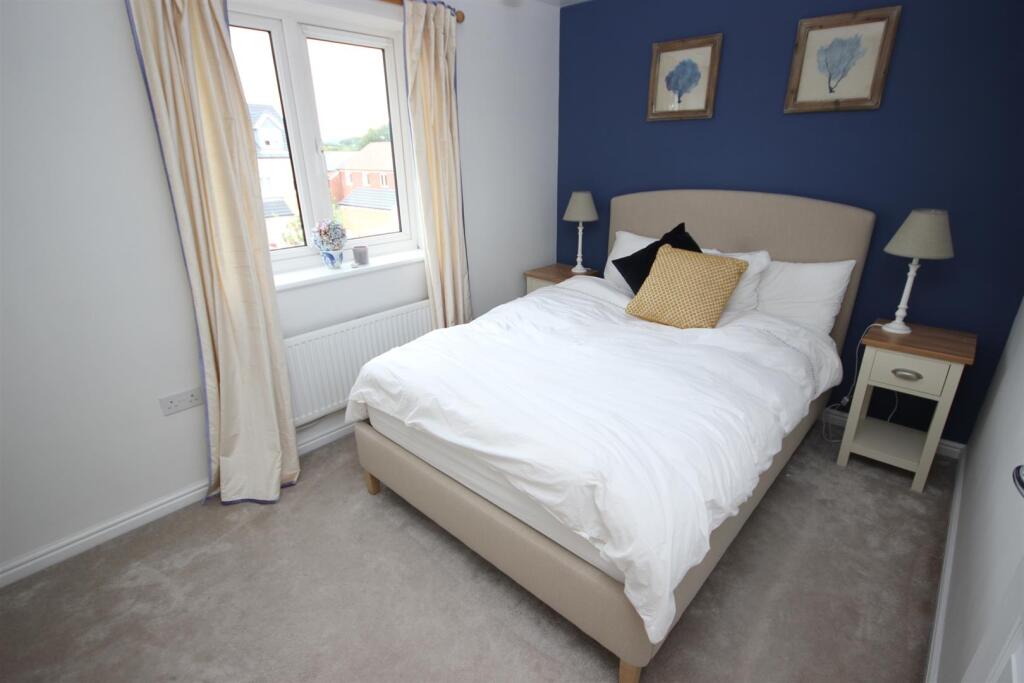 Bed 2.JPG