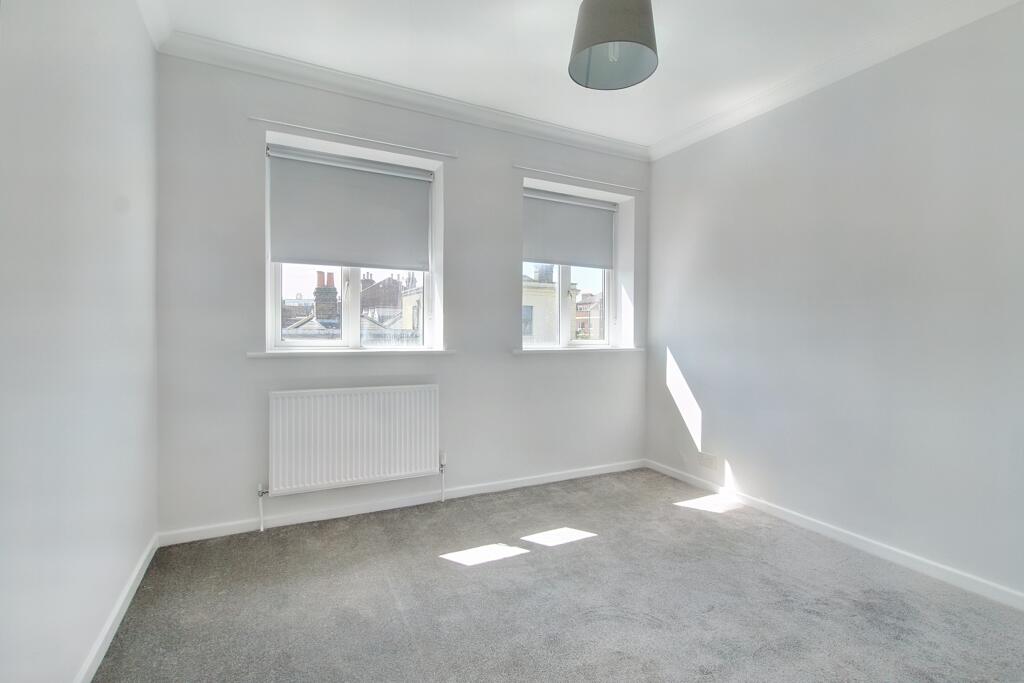 3.BEDROOM.jpg