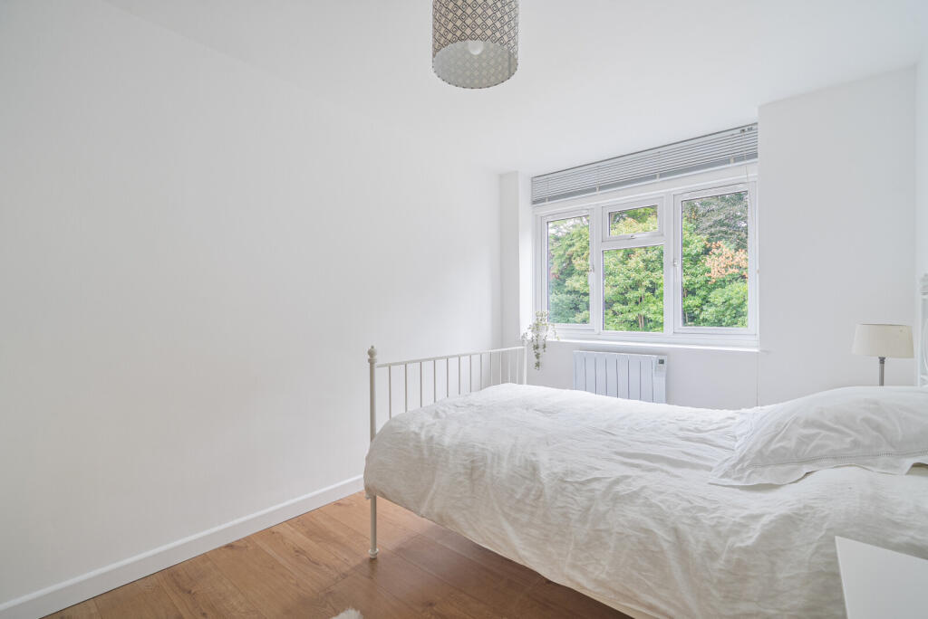 1332100-11-688ce3...