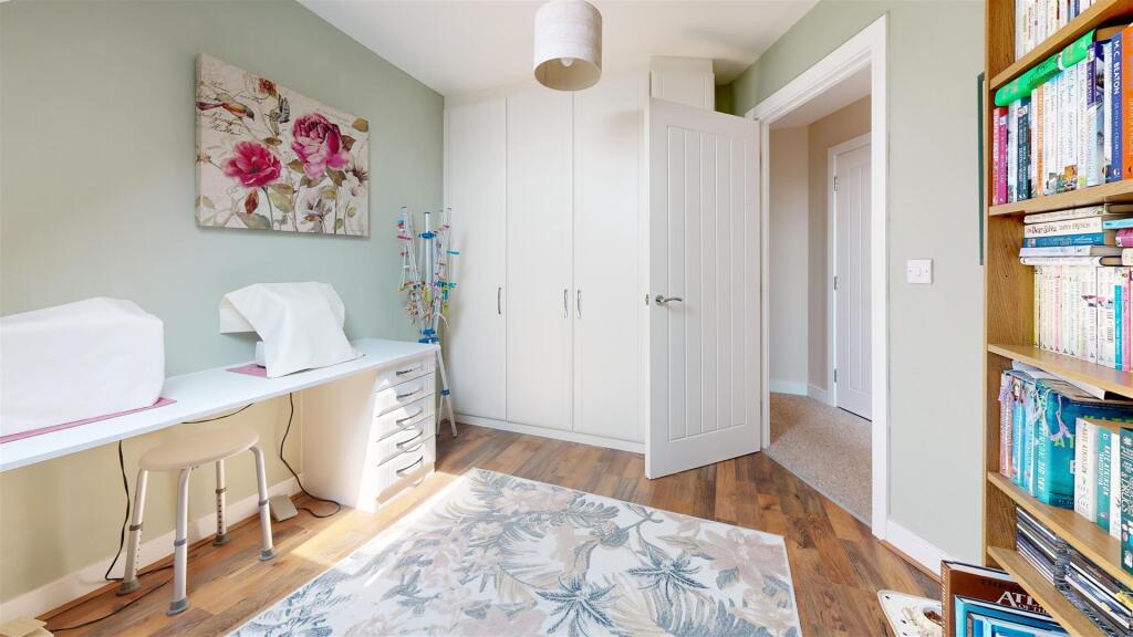 -Alm-Place-Bedroom 3.jpg