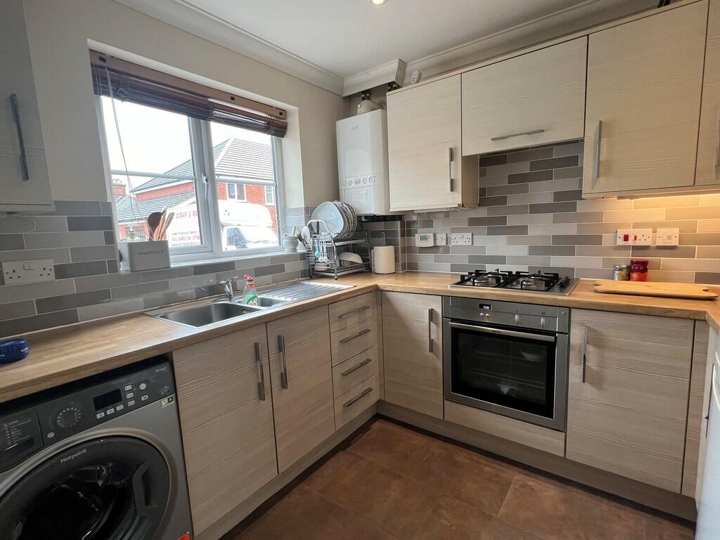 Kitchen 1