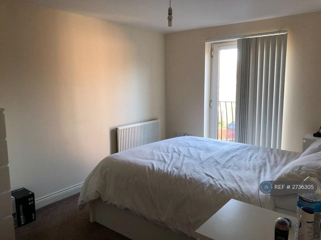 Bedroom 1a