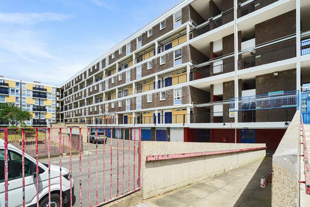 15-2a7480422-MK-HMF-18 Fermain Court West-73 (1)-m