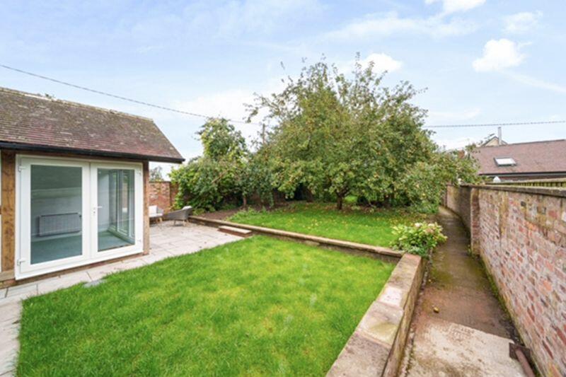 Annexe garden