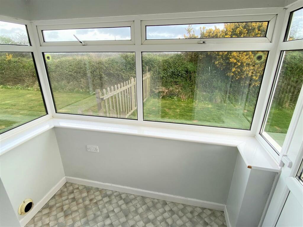 38 Quintrell Gardens Rear Porch