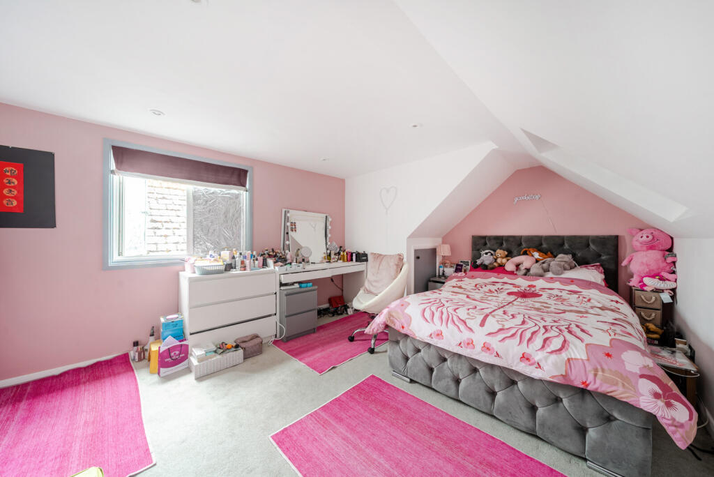 1304917-3-684080f...