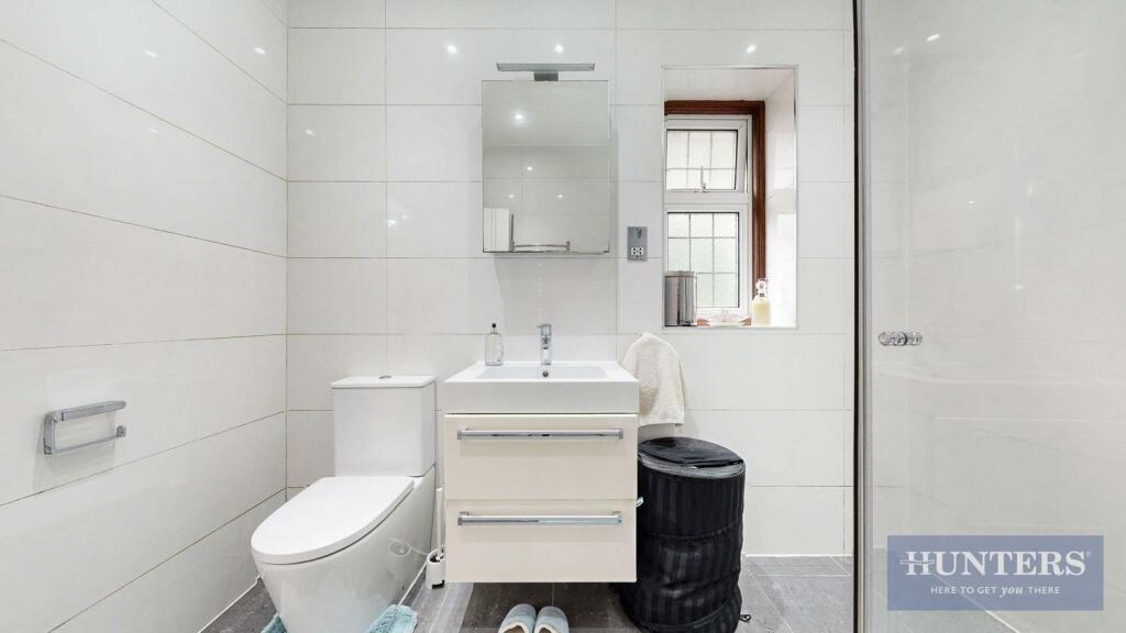 Pramukh Krupa, Chorleywood Road - ACsSER5o13MAla13