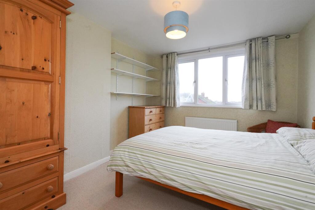 67 Ashford Gardens-6.jpg