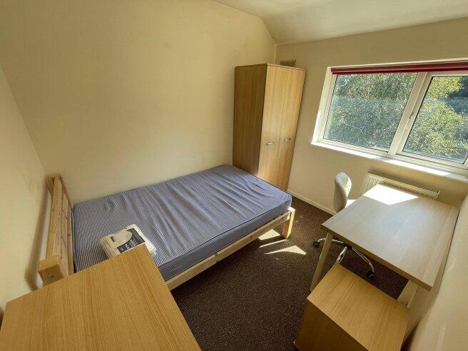 hillside-avenue-ct2-8ha-964025