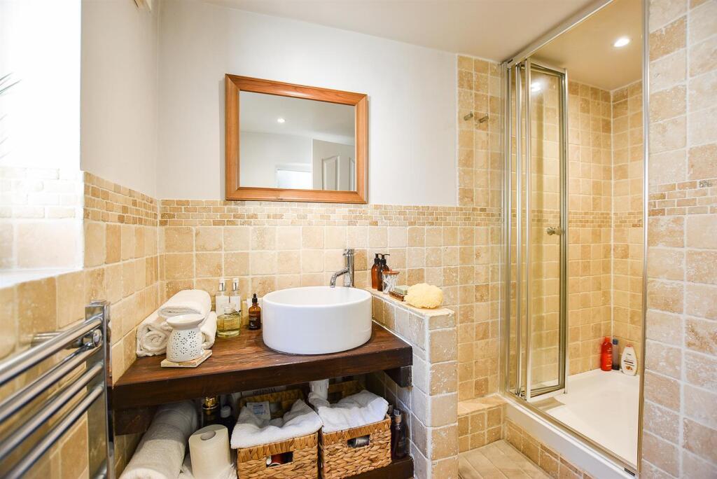Shower Room..jpg