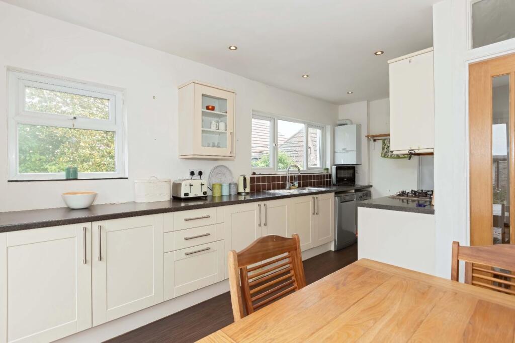 Mountview Road_12.jpg