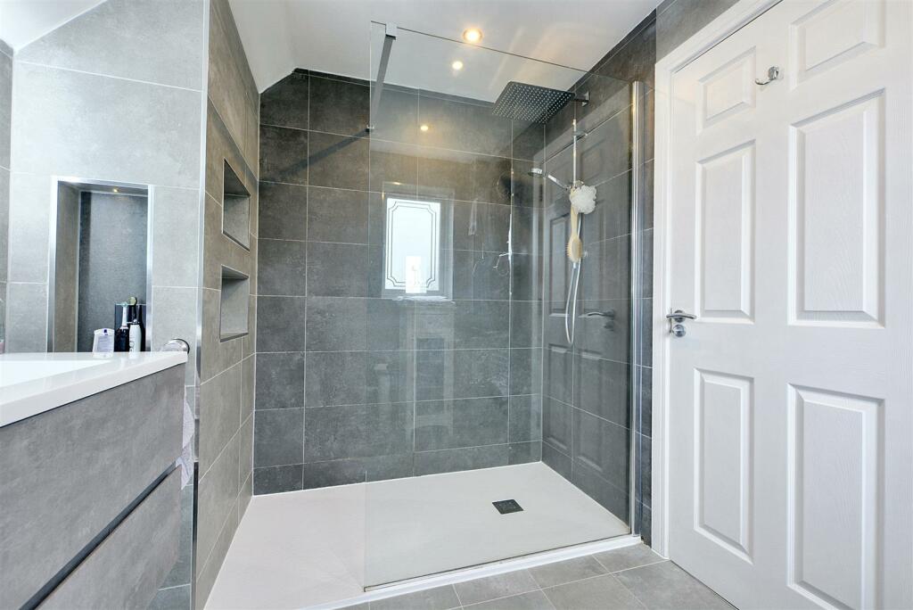 En-Suite Bed 1