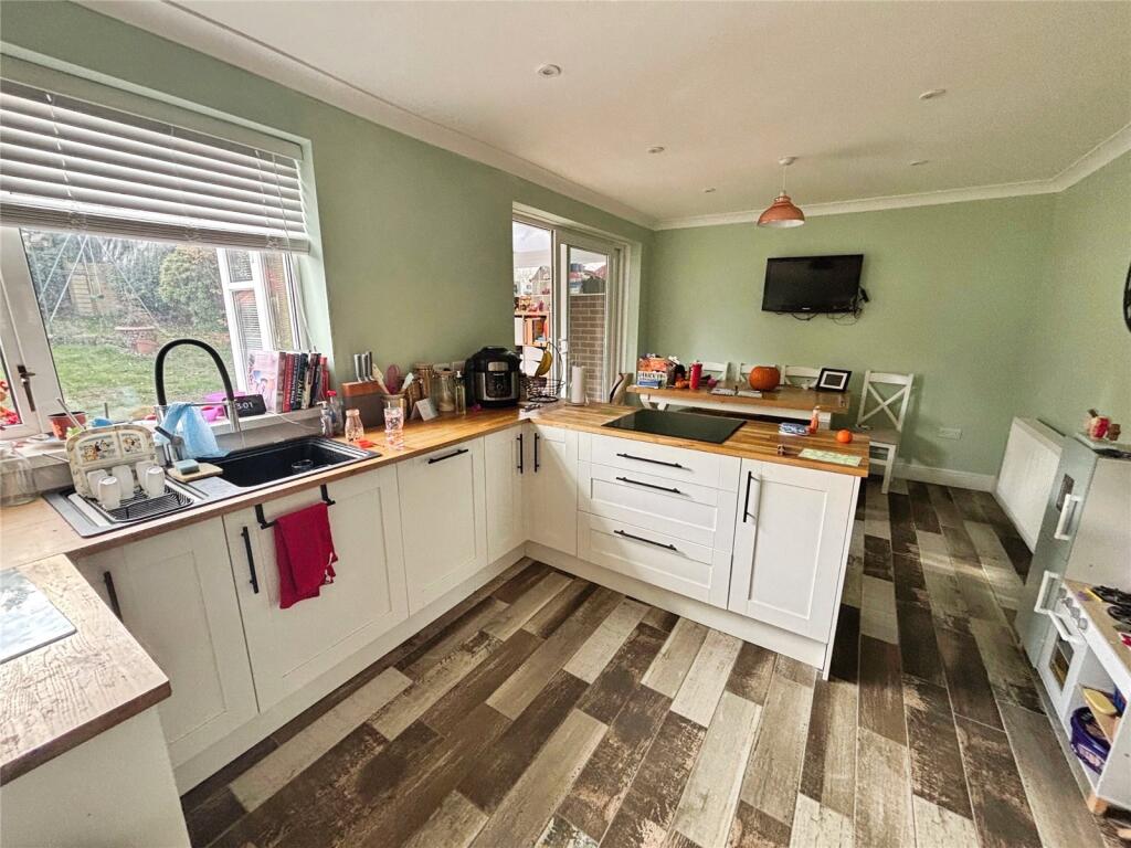 Breakfast Kitchen