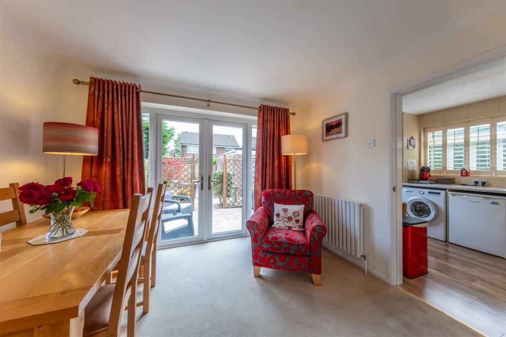 95 Ridings Lane-011.jpg