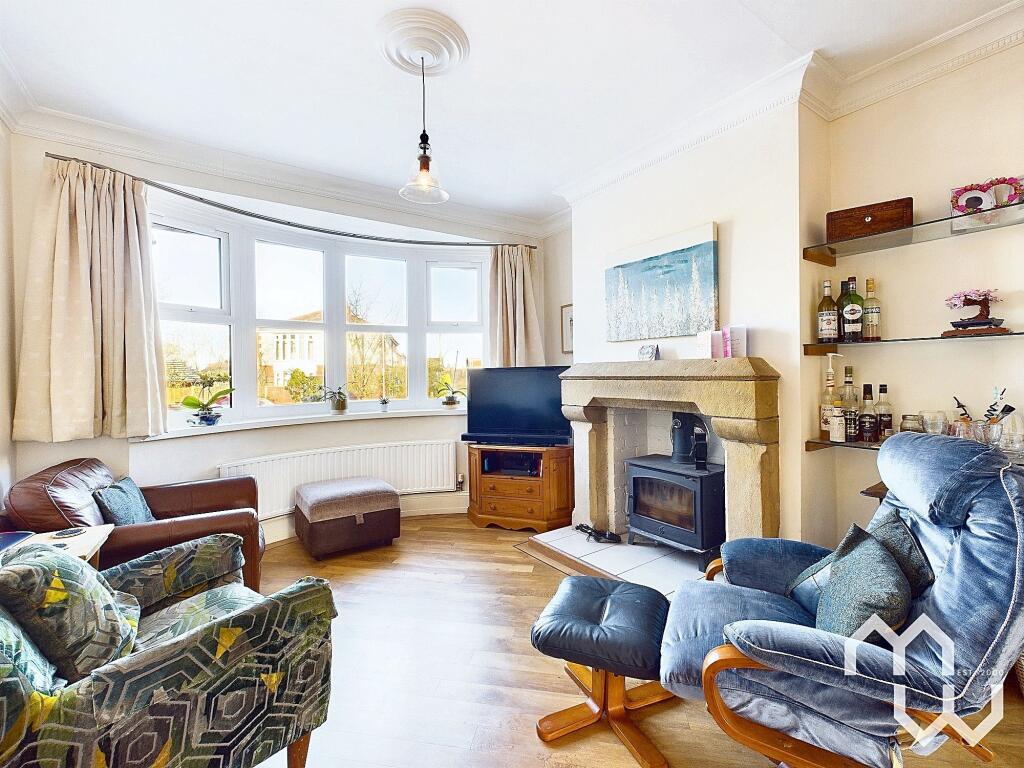 Front Lounge