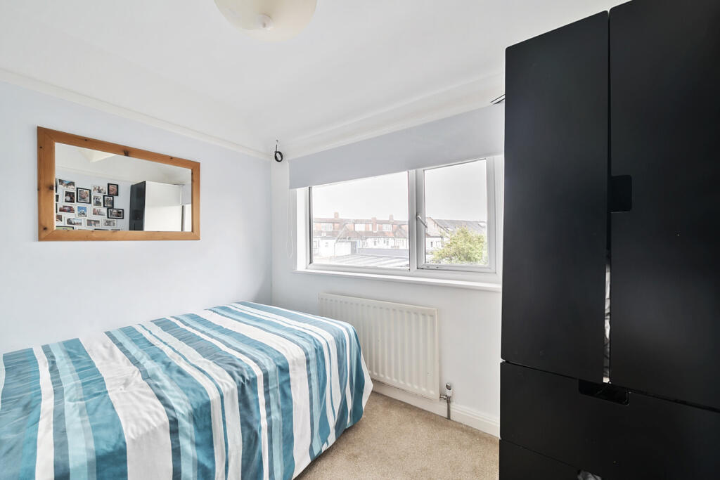 1305002-12-6842b8...