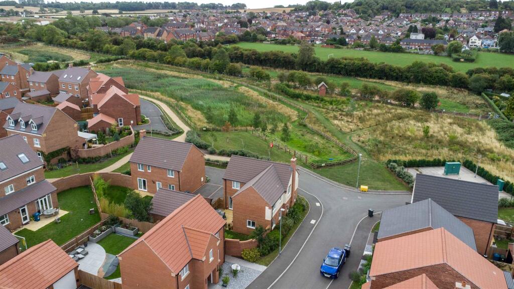 6 nowell drive drone-low-5.jpg