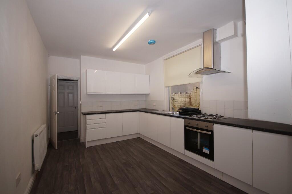 25 Edington Ave