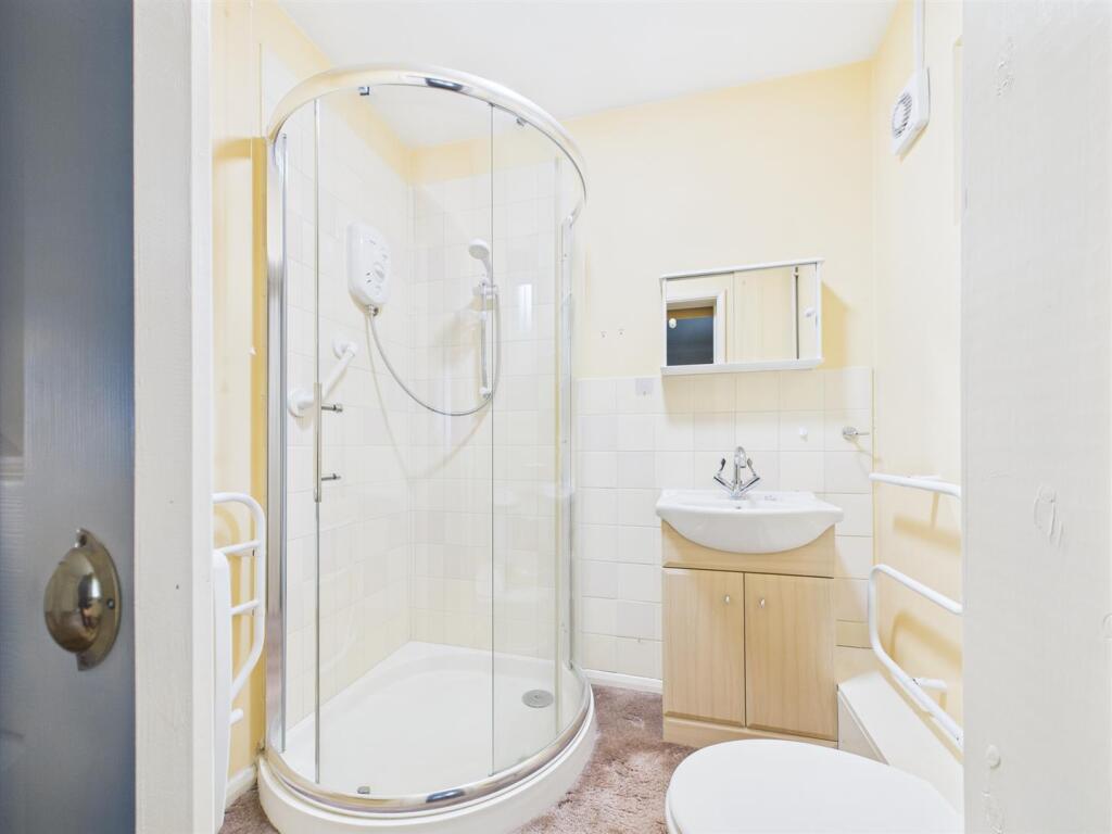 Annex En-suite Shower Room